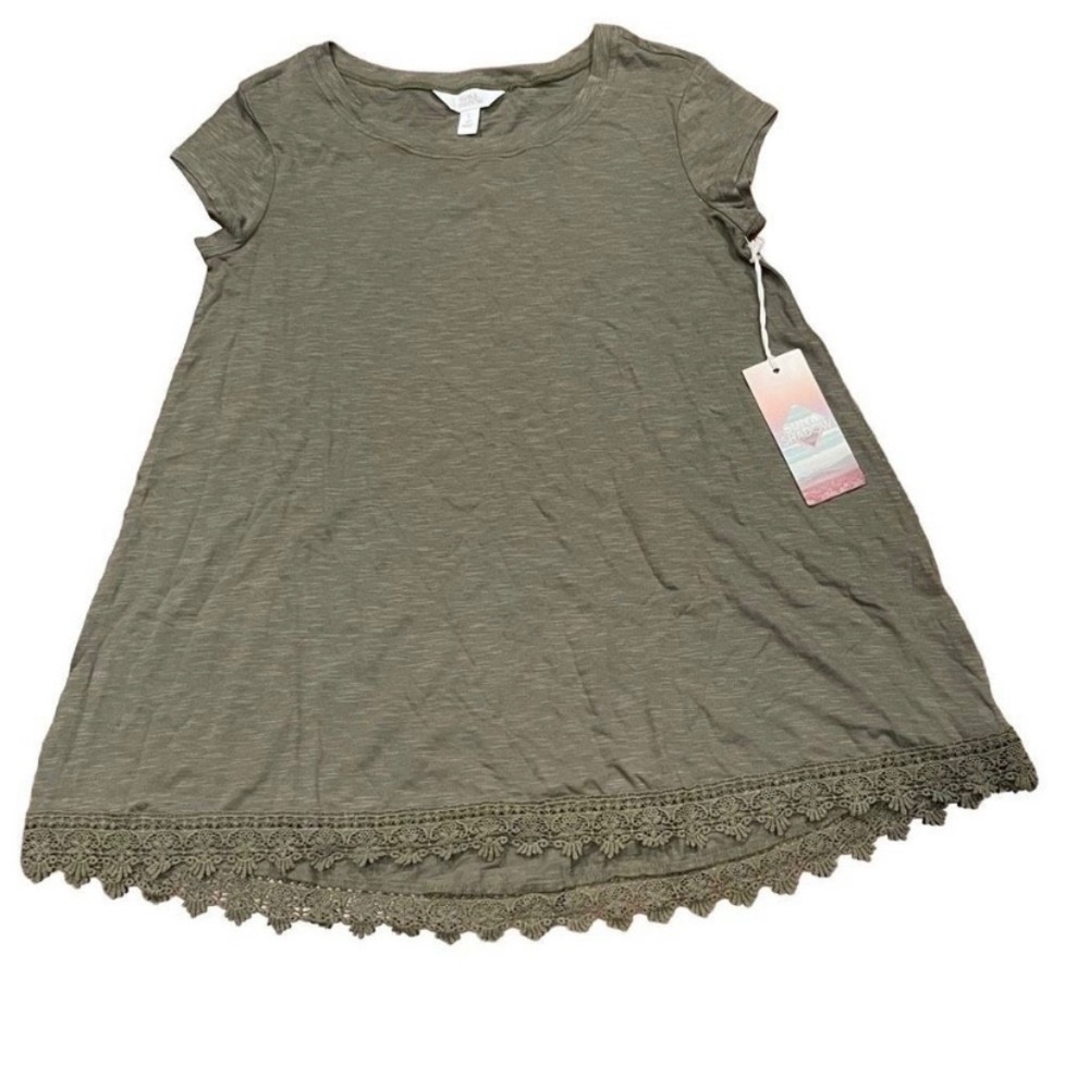 New Nordstrom’s Sun & Shadow Olive Long Cut Lace Embroidered Short Sleeve Blouse